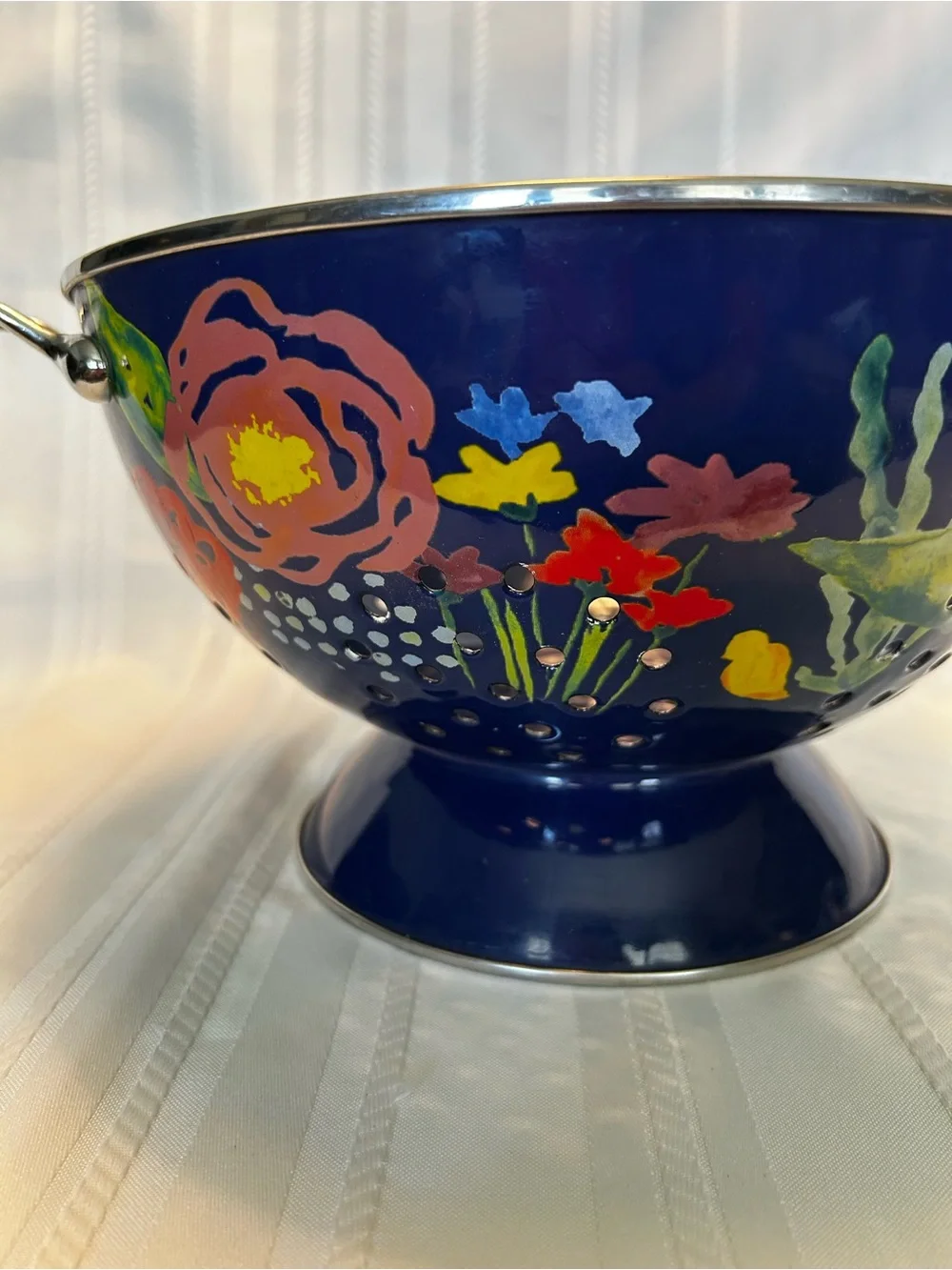 The Pioneer Woman Kitchen Ware Colander Blue Steel Multicolor Floral Leaves